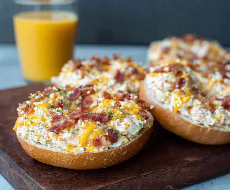Creamy Bacon Cheddar Bagels